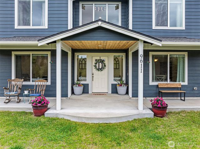 9611 W Belfair Valley Road, Bremerton, WA 98312