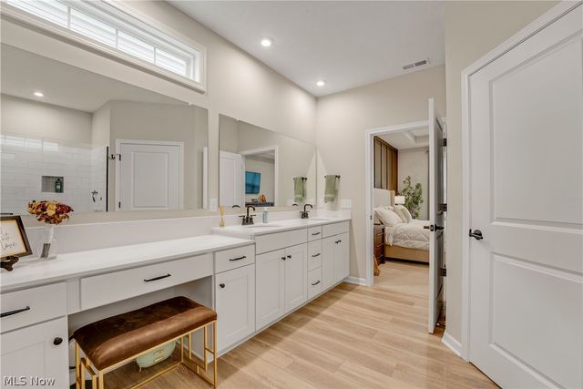 3123 Aspen Lane, Twinsburg, OH 44087
