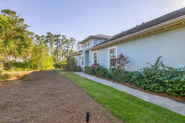 7003 Dominica DR, Naples, FL 34113