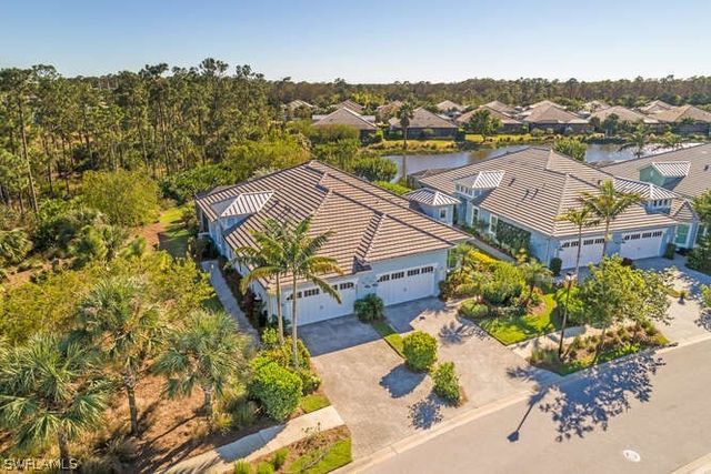 7003 Dominica DR, Naples, FL 34113