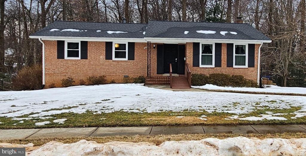 10109 BLUE COAT DR, Fairfax, VA 22030