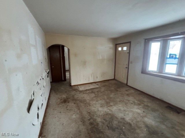 1525 Denison Avenue NW, Warren, OH 44485