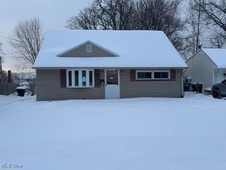 1525 Denison Avenue NW, Warren, OH 44485
