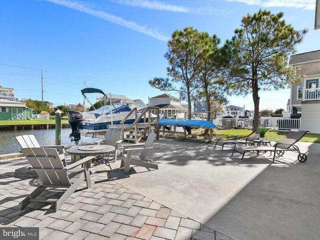 138 BAYSHORE DR, South Bethany, DE 19930