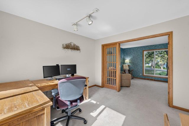 4507 Stonewood Drive, Middleton, WI 53562