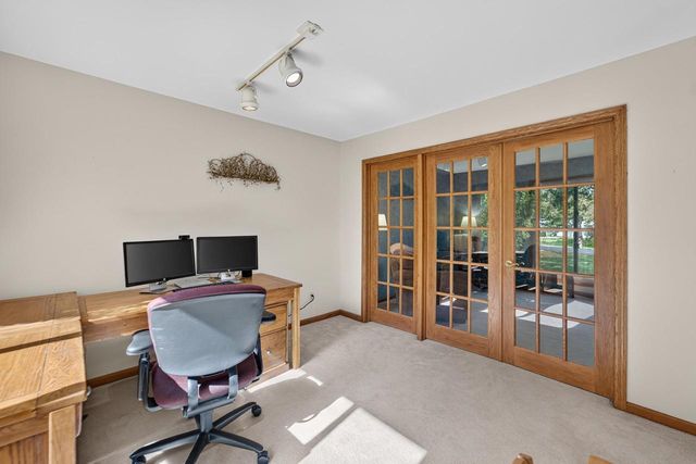 4507 Stonewood Drive, Middleton, WI 53562