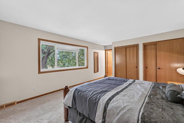 4507 Stonewood Drive, Middleton, WI 53562