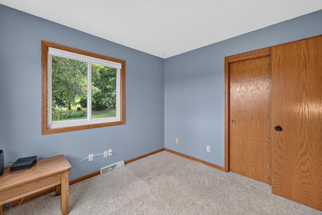 4507 Stonewood Drive, Middleton, WI 53562