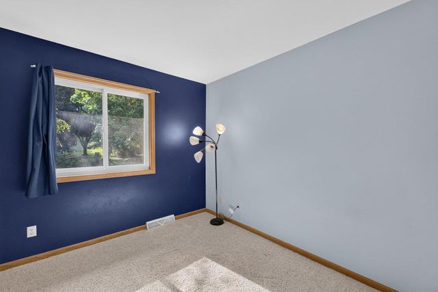 4507 Stonewood Drive, Middleton, WI 53562