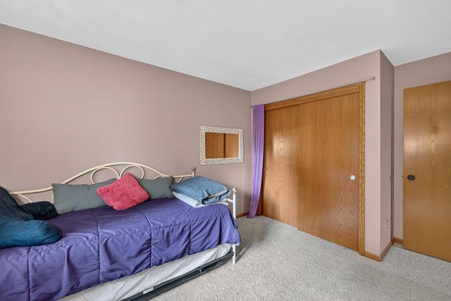 4507 Stonewood Drive, Middleton, WI 53562