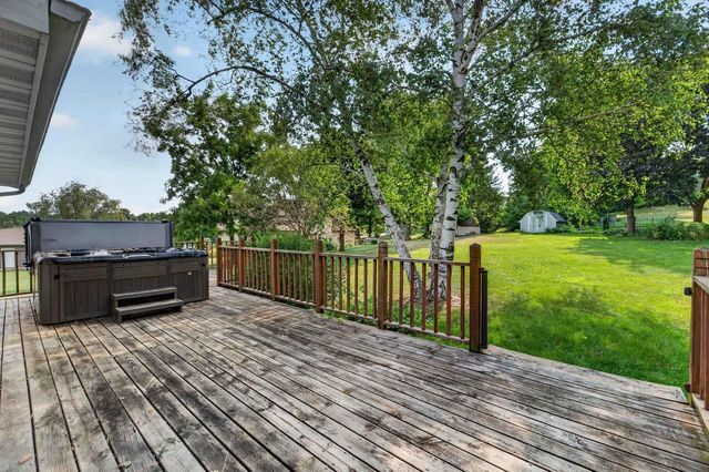 4507 Stonewood Drive, Middleton, WI 53562