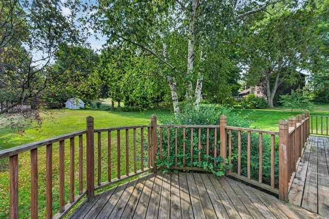 4507 Stonewood Drive, Middleton, WI 53562