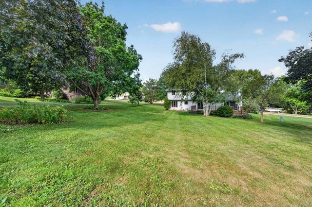 4507 Stonewood Drive, Middleton, WI 53562