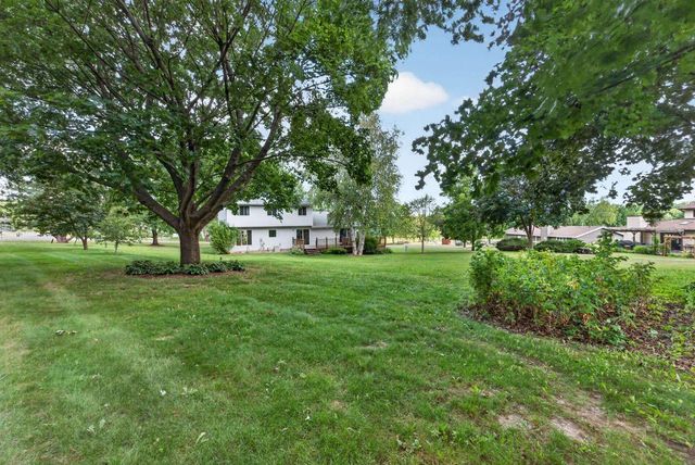 4507 Stonewood Drive, Middleton, WI 53562