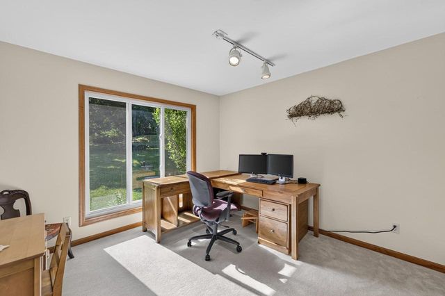 4507 Stonewood Drive, Middleton, WI 53562