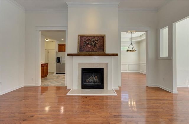232 Glens Loop, Woodstock, GA 30188