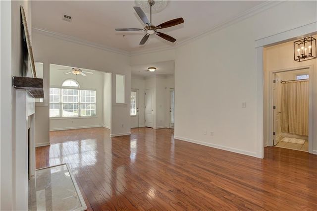 232 Glens Loop, Woodstock, GA 30188