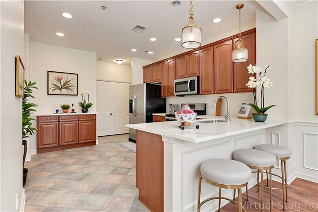 232 Glens Loop, Woodstock, GA 30188