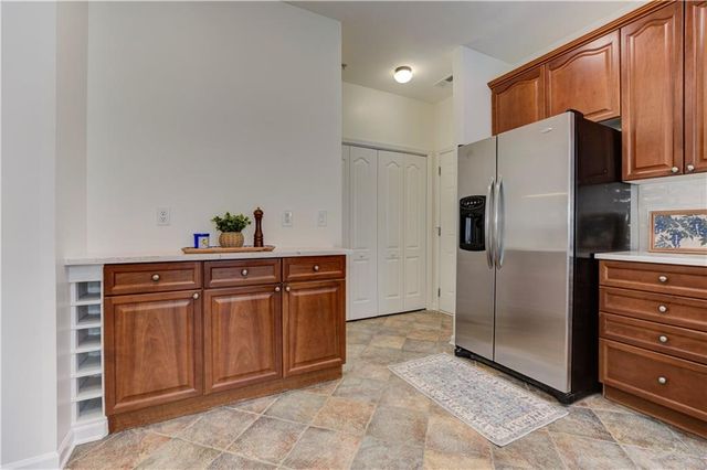 232 Glens Loop, Woodstock, GA 30188
