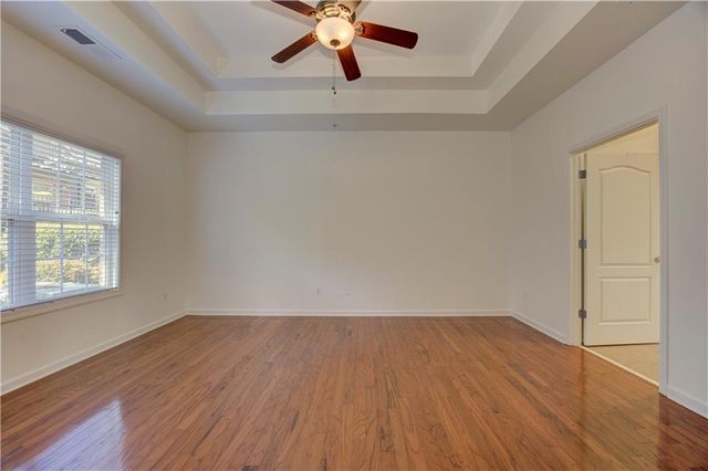 232 Glens Loop, Woodstock, GA 30188