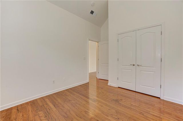 232 Glens Loop, Woodstock, GA 30188