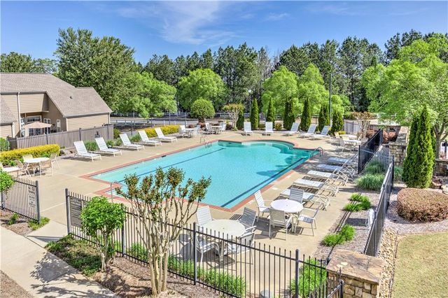 232 Glens Loop, Woodstock, GA 30188