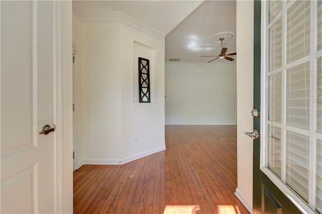232 Glens Loop, Woodstock, GA 30188
