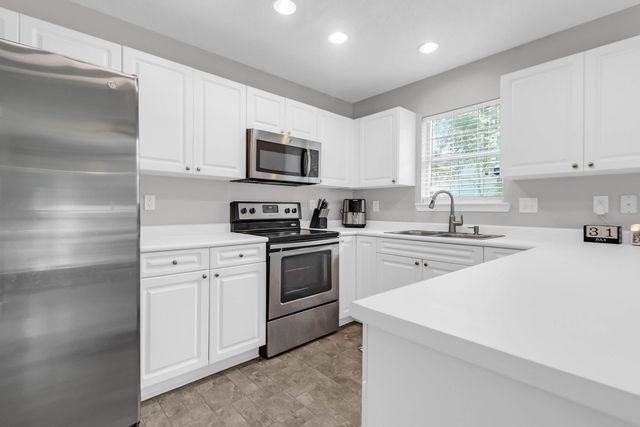 9232 Ayscough Road, Summerville, SC 29485