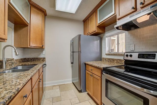 7940 NW 50th Street 203, Lauderhill, FL 33351