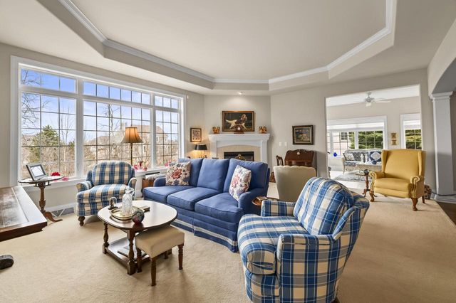 N35W23668 Auburn COURT, Pewaukee, WI 53072