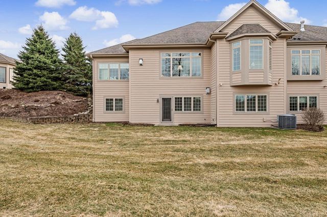 N35W23668 Auburn COURT, Pewaukee, WI 53072
