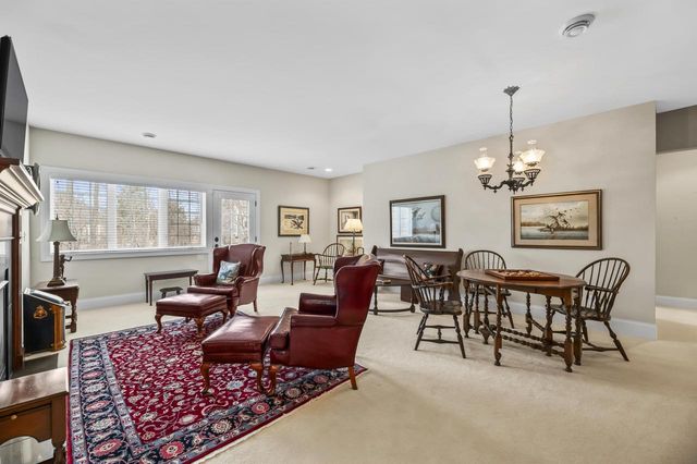 N35W23668 Auburn COURT, Pewaukee, WI 53072