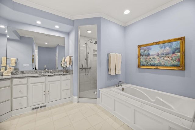 N35W23668 Auburn COURT, Pewaukee, WI 53072