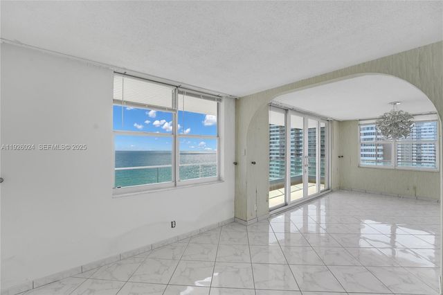 1920 S Ocean Dr 16B, Hallandale Beach, FL 33009