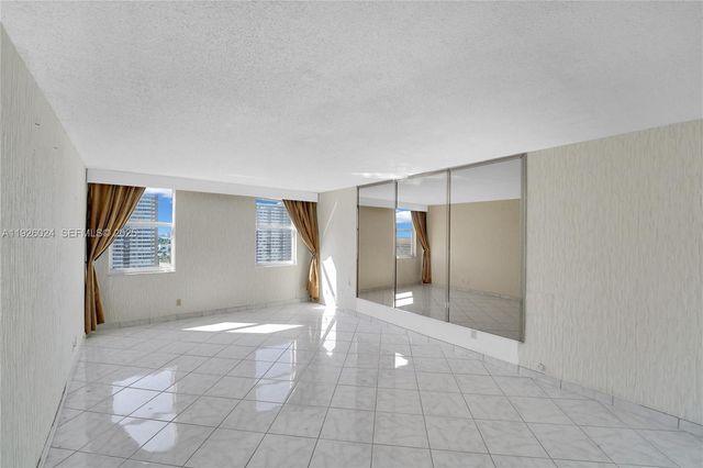 1920 S Ocean Dr 16B, Hallandale Beach, FL 33009