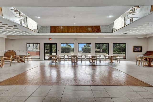 1920 S Ocean Dr 16B, Hallandale Beach, FL 33009