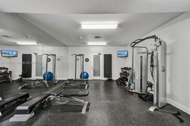 1920 S Ocean Dr 16B, Hallandale Beach, FL 33009