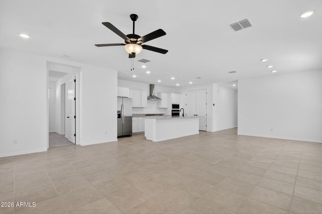 24244 W RAYMOND Street, Buckeye, AZ 85326