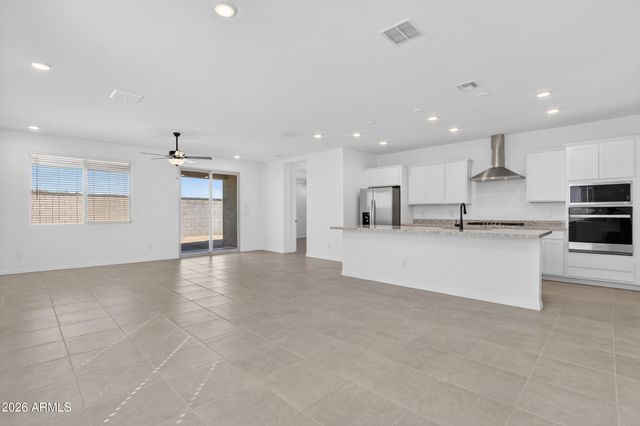 24244 W RAYMOND Street, Buckeye, AZ 85326