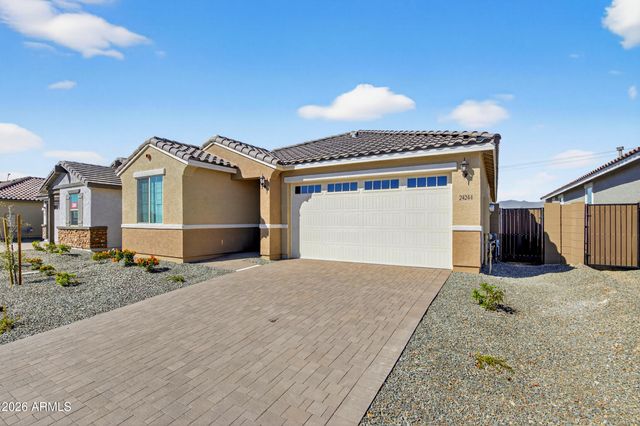 24244 W RAYMOND Street, Buckeye, AZ 85326