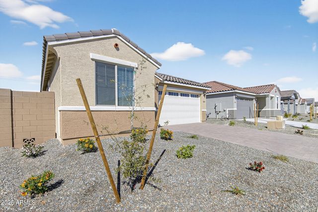 24244 W RAYMOND Street, Buckeye, AZ 85326