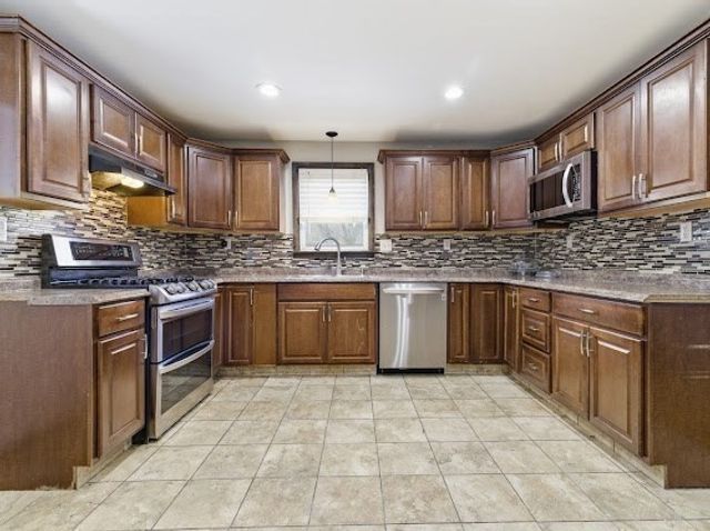 65 Gore Road, Revere, MA 02151