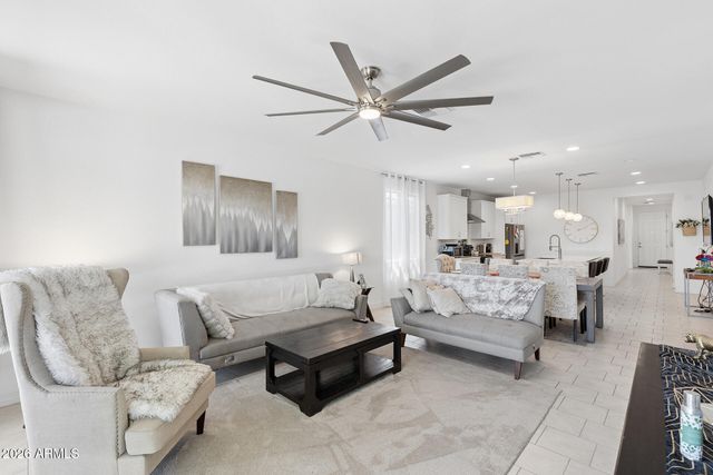 1972 N LORETTA Place, Casa Grande, AZ 85122