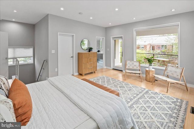 4324 ROSEDALE AVE, Bethesda, MD 20814
