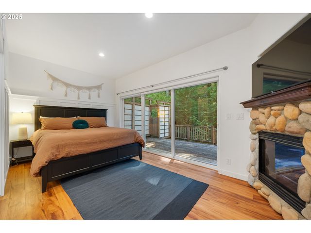 3308 BAYVIEW Ter, Seaside, OR 97138