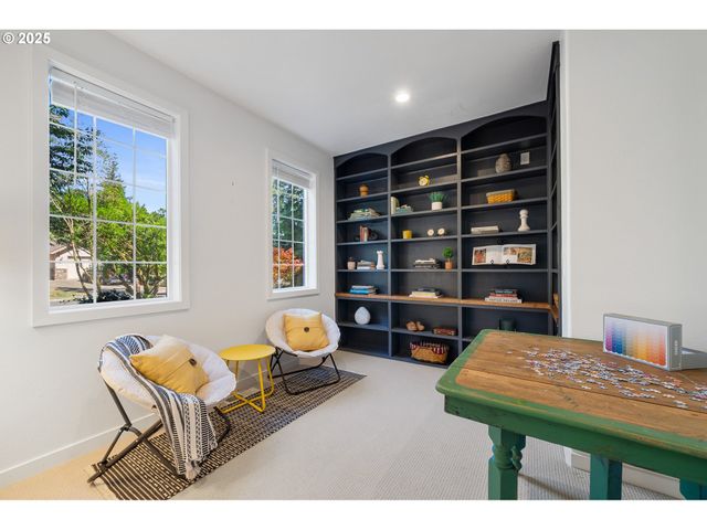 3308 BAYVIEW Ter, Seaside, OR 97138