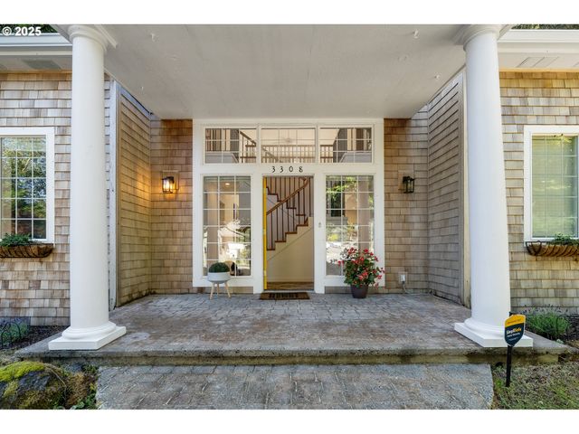 3308 BAYVIEW Ter, Seaside, OR 97138