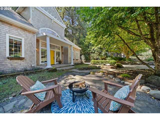 3308 BAYVIEW Ter, Seaside, OR 97138