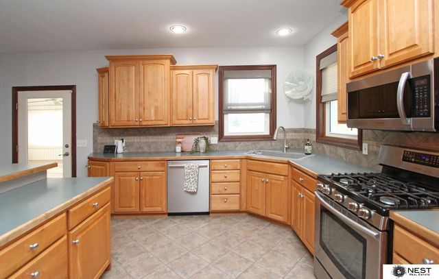 7521 S 41 Street, Lincoln, NE 68516