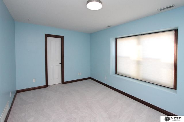 7521 S 41 Street, Lincoln, NE 68516